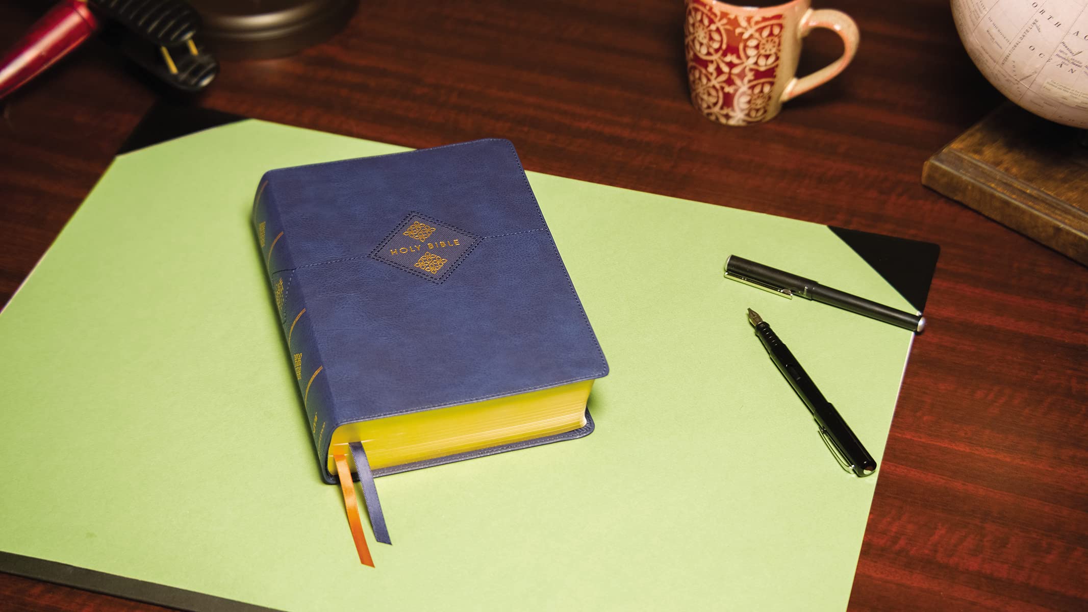 NIV, The Grace and Truth Study Bible (Trustworthy and Practi